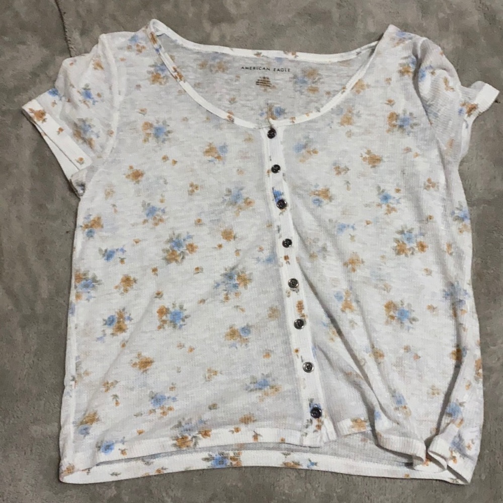 American eagle floral button up shirt